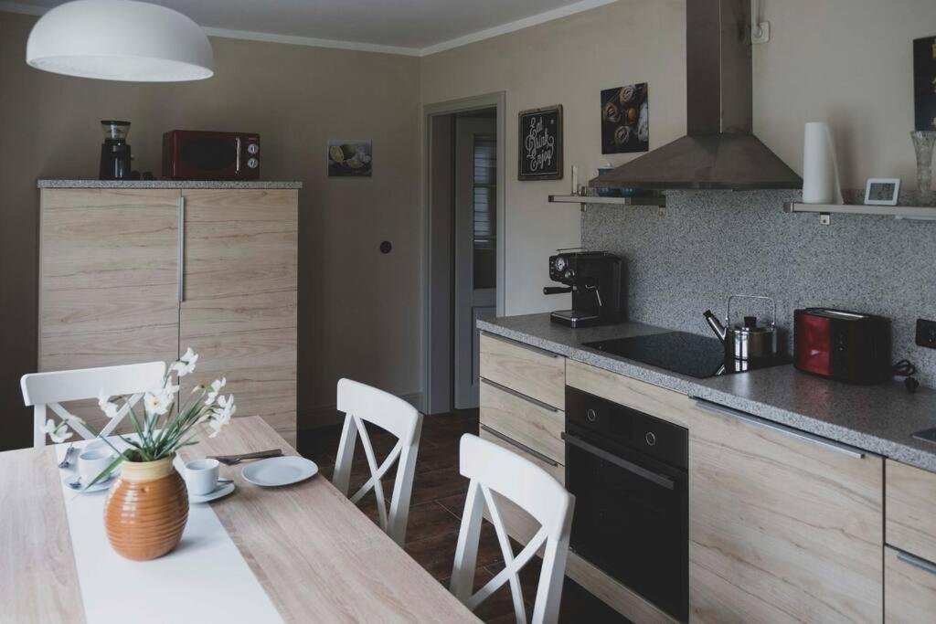 Moderne Wohnung Im Herzen Der Natur - Ingo'S Dream Babelin Bagian luar foto